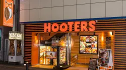 Hooters abruptly closes restaurants in multiple states amid bankruptcy restructuring: 'Never easy'